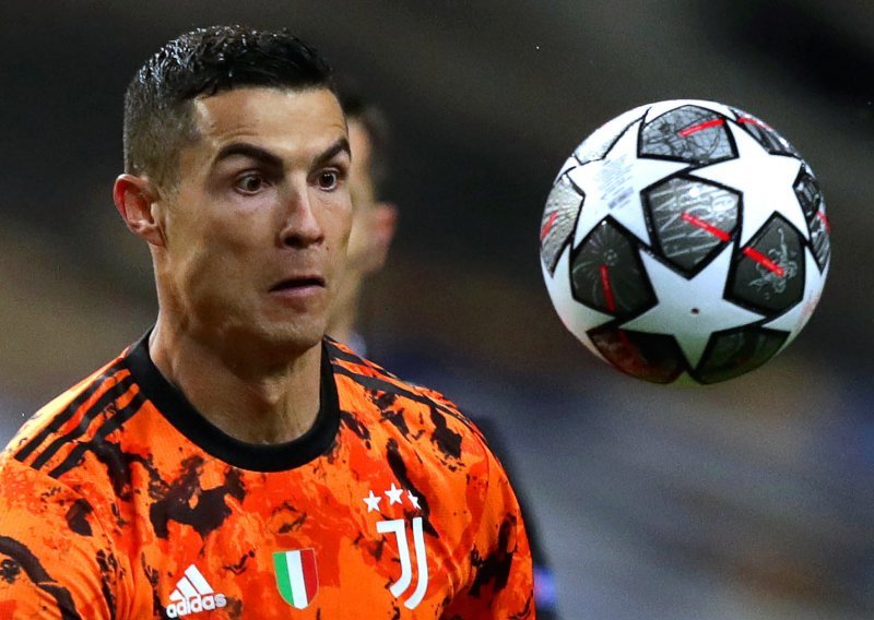 Cristiano Ronaldo u ovome nije loš, nego je katastrofalan, ali nitko u Juventusu mu se to ne usuđuje skresati u lice