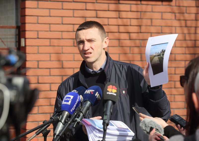 Oštre optužbe iz Vukovara, Penava tvrdi: Iza napisa o aferama stoje sigurnosne službe i središnjica HDZ-a