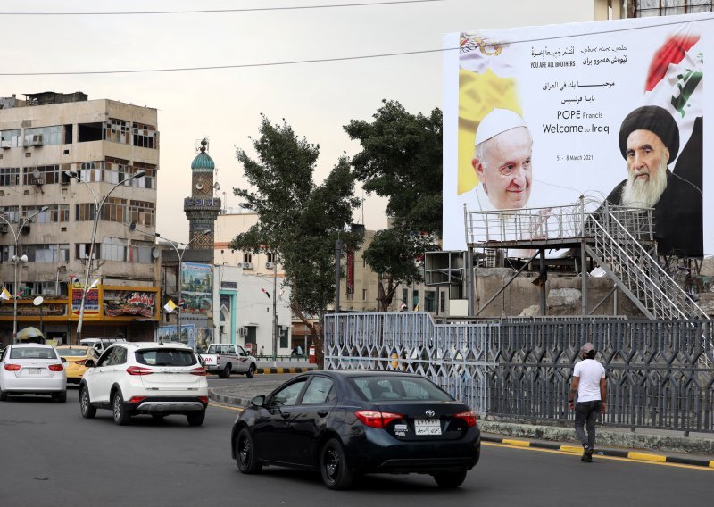 Papa Franjo dolazi u povijesni posjet Iraku