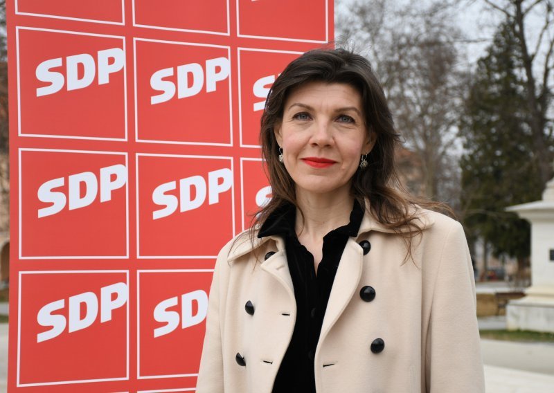 [VIDEO/FOTO] Sandra Frčo SDP-ova kandidatkinja za bjelovarsko-bilogorsku županicu