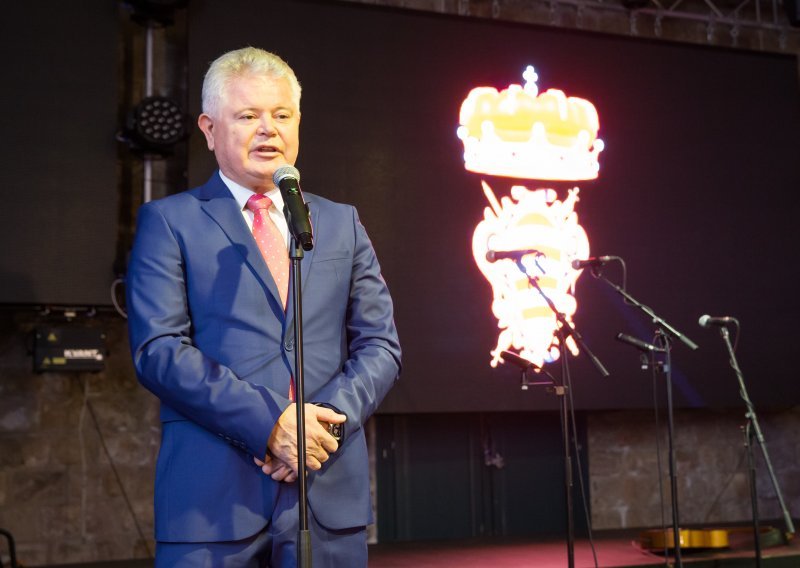 Vlahušić predstavio kandidaturu za gradonačelnika Dubrovnika: Taoci smo jednog čovjeka - Mate Frankovića