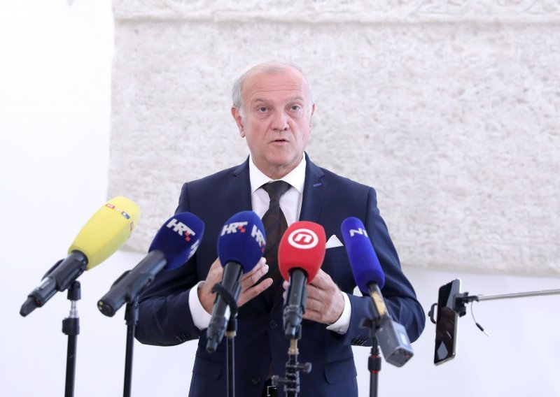 Prepucavanje oko Vrhovnog suda; Bošnjaković: Vidjet ćemo hoće li Đurđević biti kandidatkinja i je li nam prihvatljiva