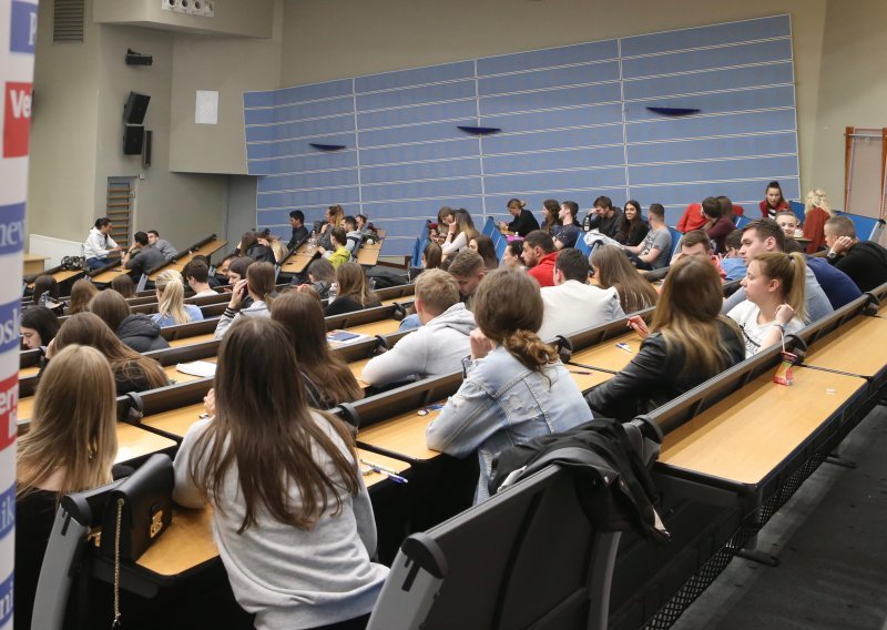 Studenti splitske Ekonomije organizirali humanitarnu manifestaciju za Sanus