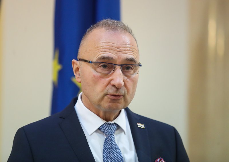 Ministar Grlić Radman na Cipru: Hrvatska želi u Med7