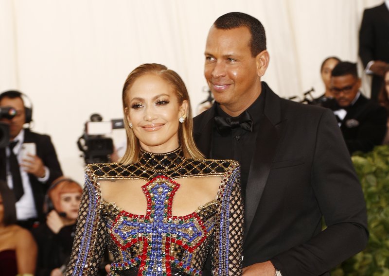 Nakon kratkog prekida, Jennifer Lopez i Alex Rodriguez svojoj su ljubavi odlučili dati drugu šansu