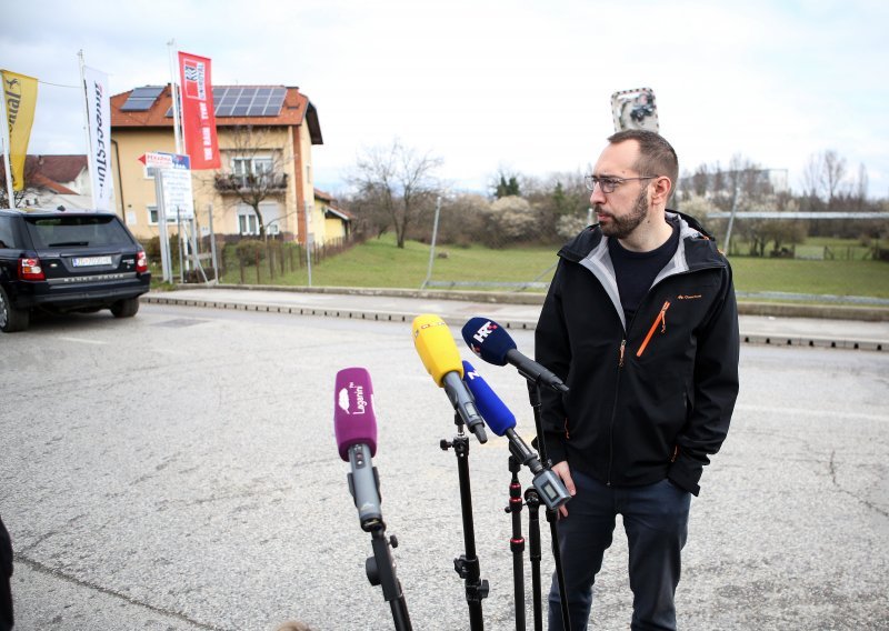 [FOTO/VIDEO] Tomaševiću je žao što se Anka Mrak Taritaš nije dogovorila sa SDP-om, a ima poruku i za hadezeovca Filipovića