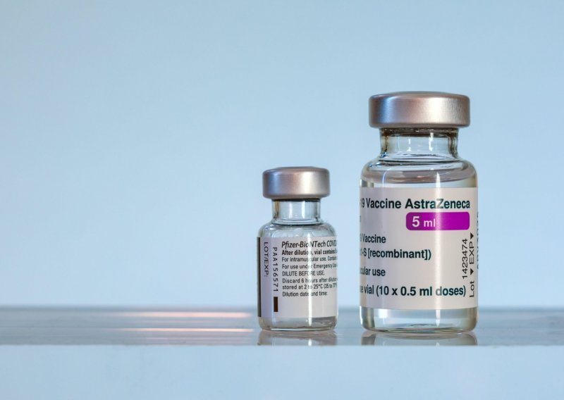 Dvije doze cjepiva daju sličnu zaštitu kao i preboljela bolest