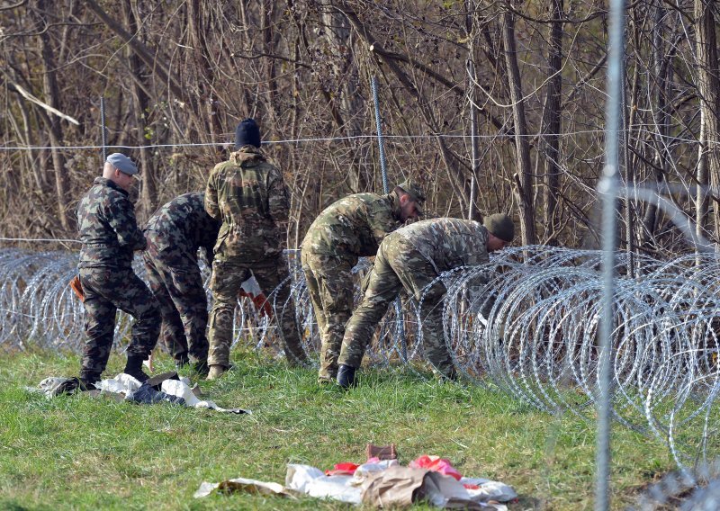 Slovenci spremaju još 60 km žičane ograde na granici s Hrvatskom, a pregovaraju i o mješovitim patrolama s Talijanima, Mađarima i Austrijancima