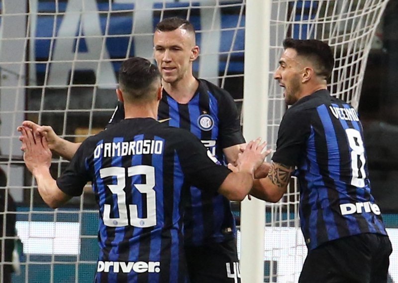 Loše vijesti iz Milana; još su dva nogometaša Intera zaražena koronavirusom, klub je uveo zabranu puta u inozemstvo svojim igračima