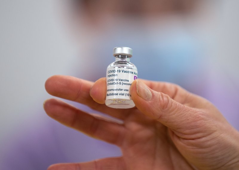 Istraživanje: Opalo povjerenje Europljana u cjepivo AstraZeneca