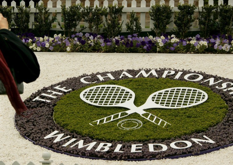 Wimbledon je prisiljen odreći se jedne tradicije; travnati 'Grand Slam' slavan je i po tome, ali to sada nije moguće...