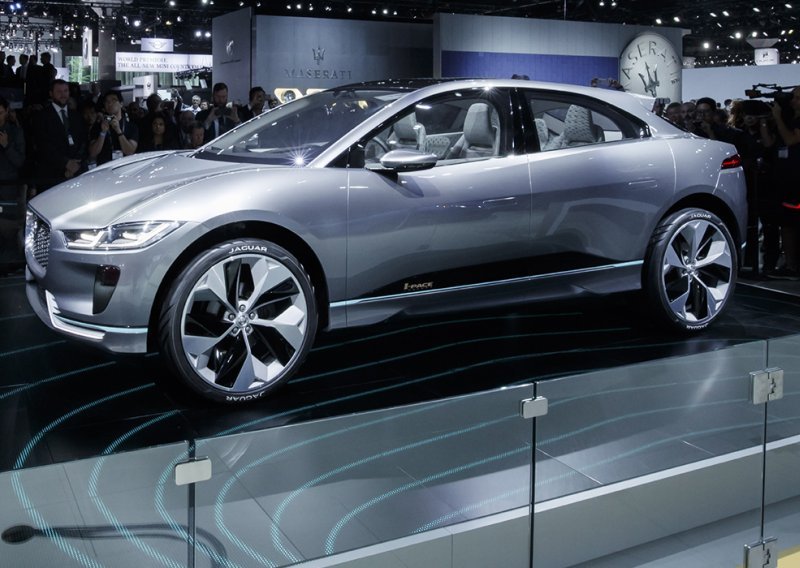 Jaguar želi kupce Teslinog Modela X