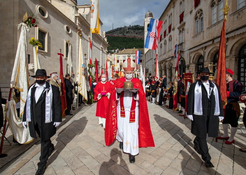 Mate Uzinić u Dubrovniku proslavio 10. obljetnicu biskupskog ređenja