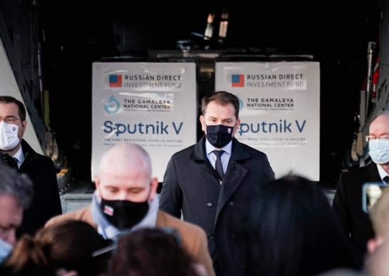 Bez znanja partnera slovački premijer naručio 'politički osjetljivo' rusko cjepivo: 'Spreman sam odstupiti'