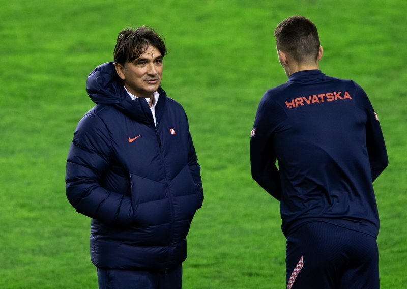 Zlatko Dalić uoči najluđeg tjedna u povijesti hrvatske reprezentacije objavio loše vijesti: Otpali su Rebić i Petković. Morat ćemo nešto mijenjati...