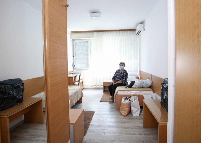 Godinu dana od potresa u Zagrebu: 58 obitelji u kontejnerima, gotovo 200 ljudi u hostelu