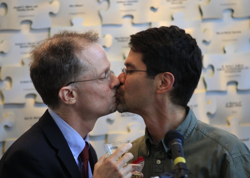 Homofobni ispadi i u francuskom parlamentu