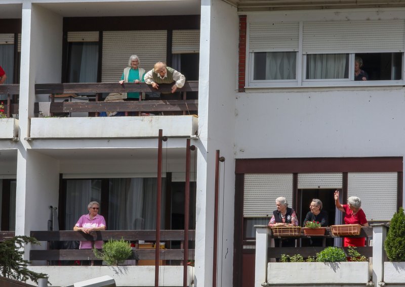 U Zagrebu zaraženo 70 cijepljenih stanara domova za starije, nitko nije hospitaliziran
