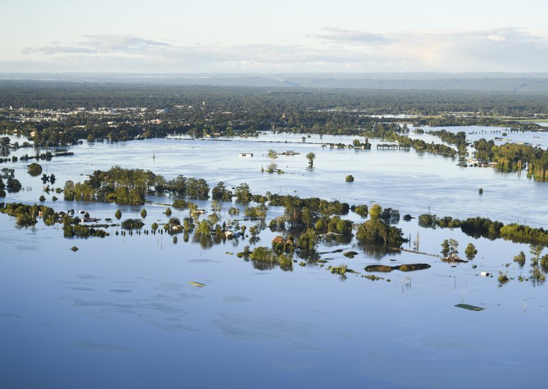 [FOTO] Australija se i dalje bori s poplavama, zabilježena i prva žrtva