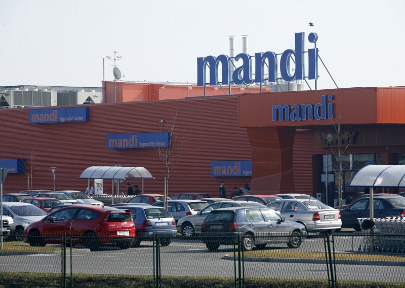 Francuski trgovački div preuzima posrnuli Mandi