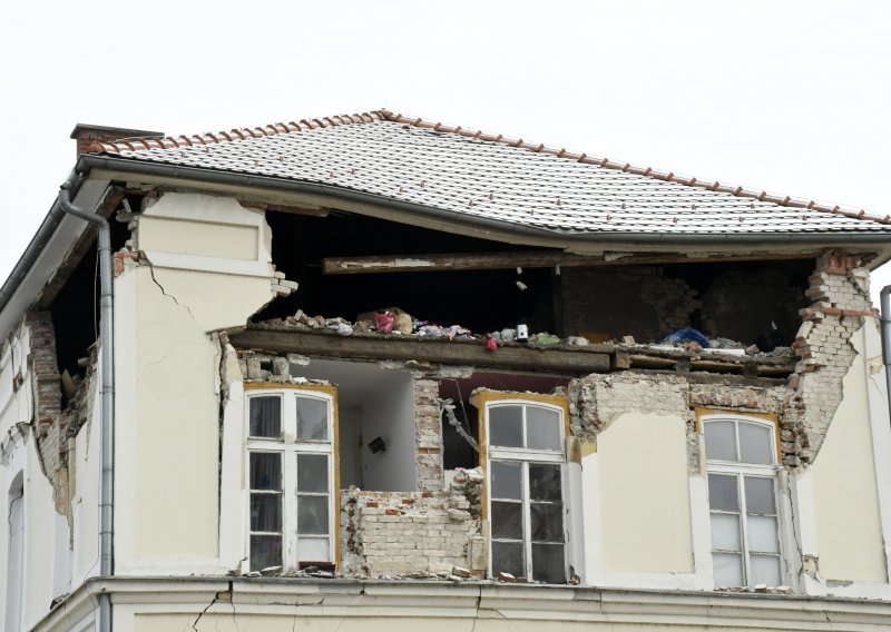 U Sisačko-moslavačkoj županiji prijavljeno 39.720 oštećenih stambenih objekata, pregledano 37.048