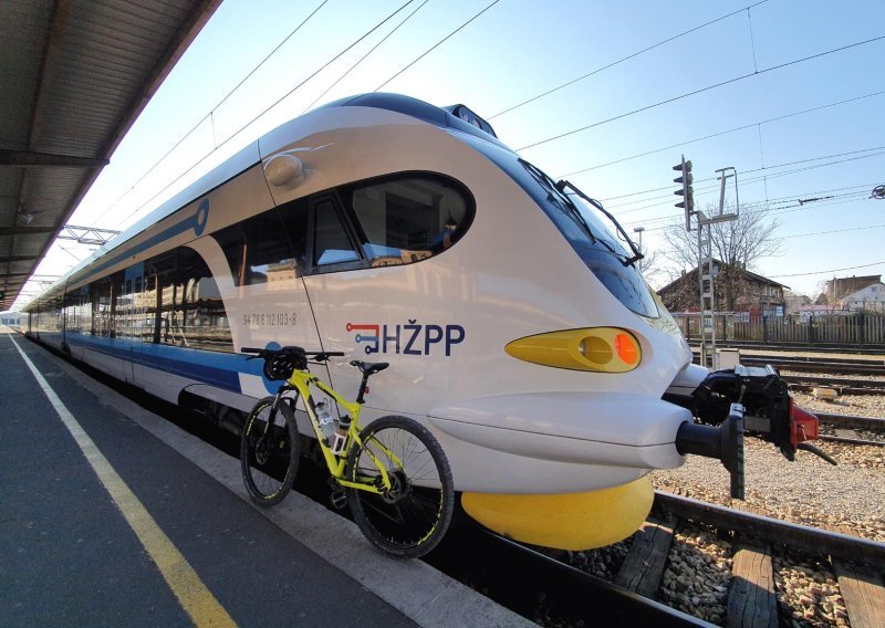 Europarlamentarci definirali nova pravila u slučaju kašnjenja i otkazivanja vlaka; odredili i kako će se putovati s biciklom