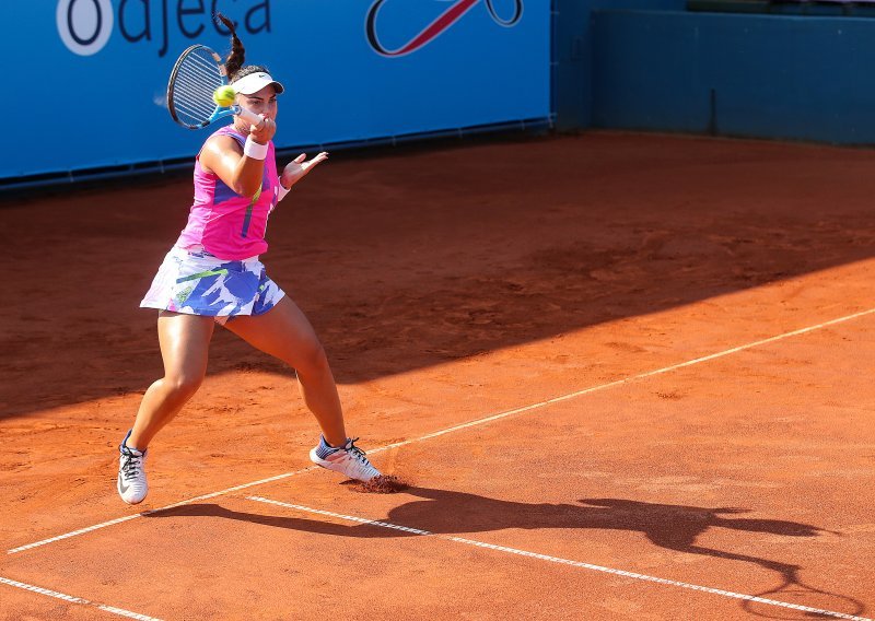 Ana Konjuh izbacila 19. igračicu svijeta i plasirala se u 3. kolo WTA turnira u Miamiju; Hrvatica slavila za nešto više od sat vremena igre