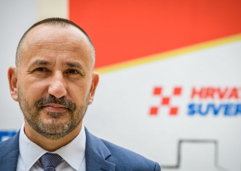 [FOTO] Hrvoje Zekanović najavio kandidaturu za šibenskog gradonačelnika
