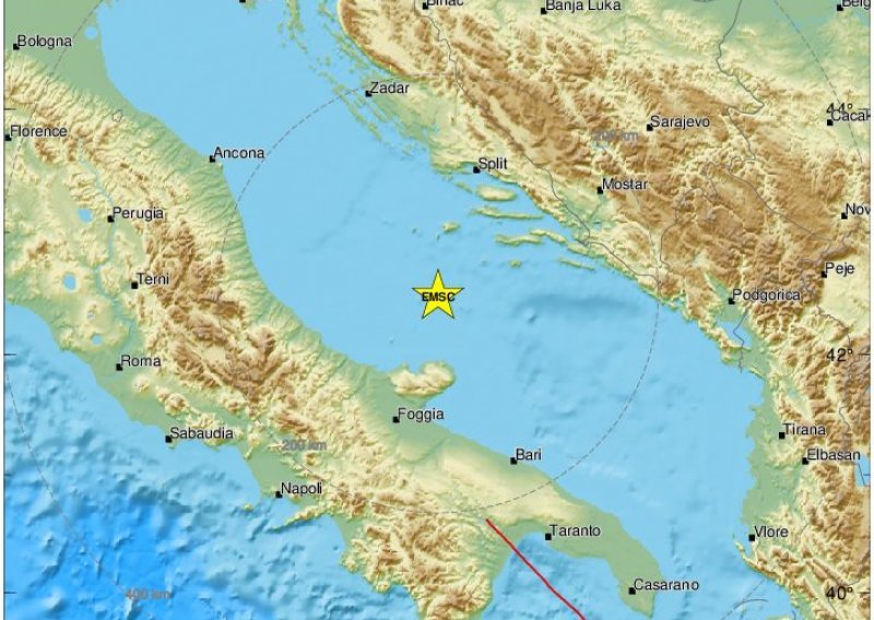 Jak potres u Jadranskom moru, osjetio se u Splitu, na Visu... Nakon njega više od 20 slabijih potresa, čak tri magnitude 4 ili više po Richteru