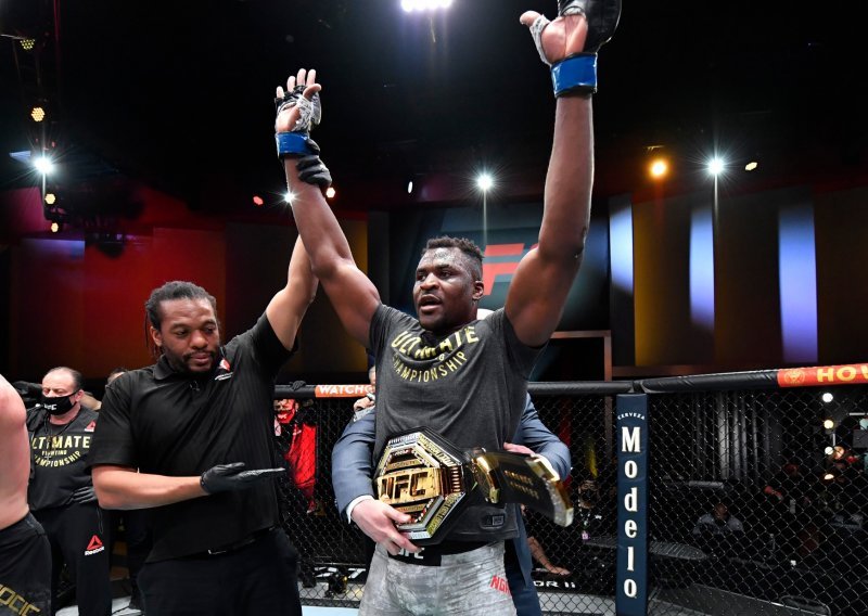 Francis Ngannou poslije trijumfa se vratio u prošlost, sjetio se meča kojeg nikad neće zaboraviti, a jednom izjavom razočarao je fanove Stipe Miočića