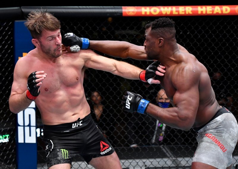 [FOTO] Stipe Miočić brutalno nokautiran; Francis Ngannou novi je prvak UFC-a u teškoj kategoriji