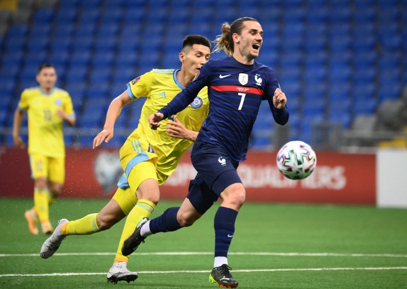 Francuzi pobijedili Kazahstan u utakmici na kojoj je Mbappe promašio penal, a Griezmann srušio nevjerojatan rekord