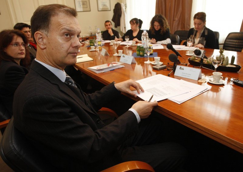 Za izvoznike ipak 30 posto manje kredita