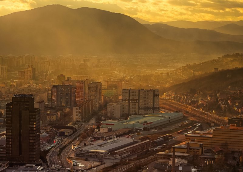 Proglašena uzbuna zbog kritičnog zagađenja zraka u Sarajevu