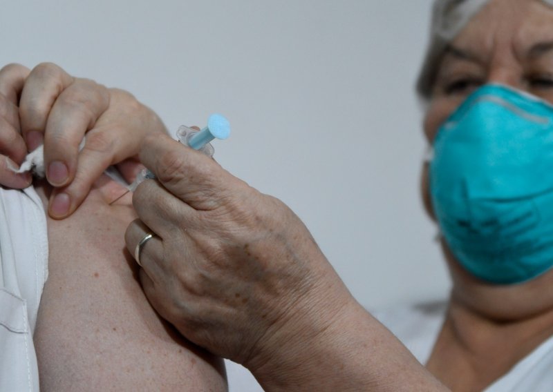U Hrvatskoj potrošeno više od pola milijuna doza cjepiva protiv covida, cijepljeno 426.310 osoba