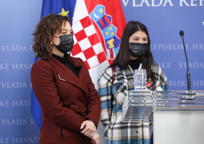 [VIDEO/FOTO] Predstavnice inicijative 'Moramo vam nešto reći' nakon sastanka s Aladrovićem: Imamo puno očekivanja i nade
