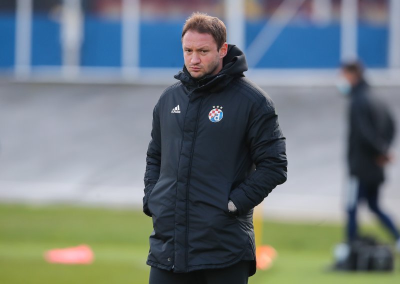 Dinamo nakon novog poraza raskinuo ugovor s mladim talentiranim trenerom i na njegovo mjesto postavio klupsku legendu