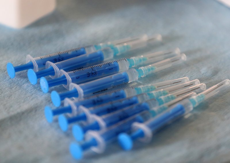 Američka ograničenja poremetila lance opskrbe za proizvodnju cjepiva