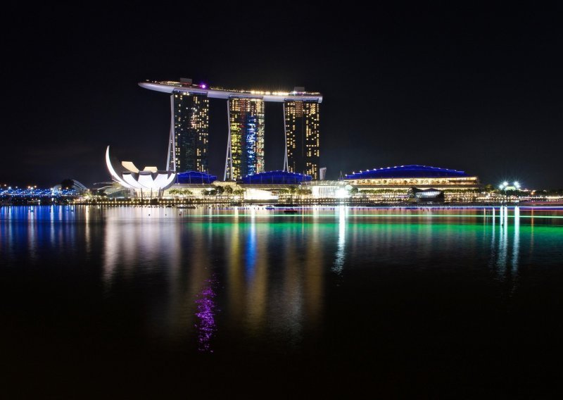 Singapur pokrenuo turizam usred pandemije 'krstarenjima bez cilja'