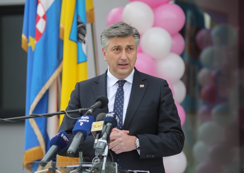 Plenković putuje u Koprivnicu, čeka ga sastanak s Martinom Dalić