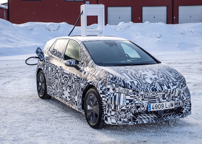 [FOTO/VIDEO] Cupra Born na polarnoj hladnoći: Prvi električni model marke testiran u blizini Arktičkog kruga