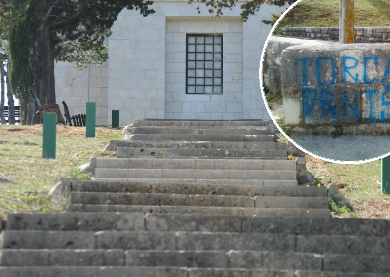 Vandali oštetili zid grobnice obitelji Meštrović