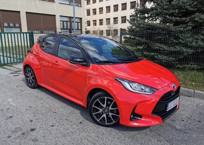 [FOTO/VIDEO] Vozili smo Toyotu Yaris hibrid; Europski automobil godine po mnogo čemu!