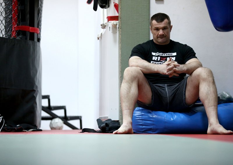 Cro Cop objavio šokantno pismo; iznio je dosad nepoznate detalje!