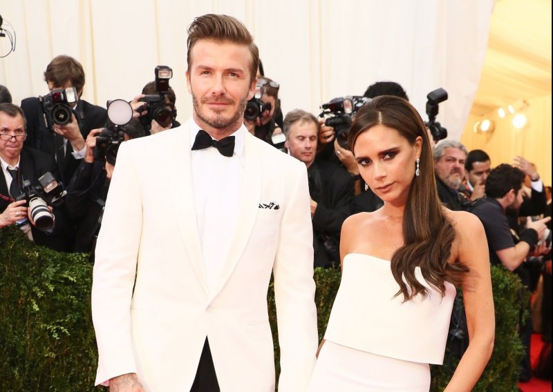 Romantičnom večerom za 19. godišnjicu braka, Beckhamovi demantirali glasine o razvodu
