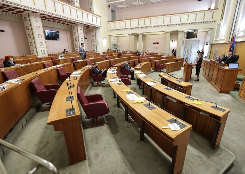 Zastupnici o tome tko se može kandidirati na lokalnim izborima; ublažavaju se neka pravila