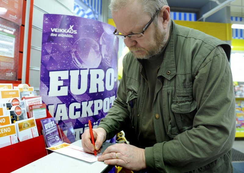 Danac osvojio Eurojackpot od 372 milijuna kuna, dobitnika ima i u Hrvatskoj