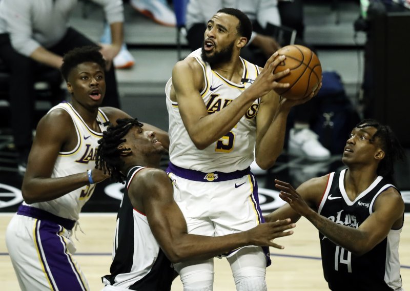 Lakersi drastično oslabljeni slavili u Brooklynu; Utah Jazz prva momčad s 40 pobjeda uz slab šuterski učinak Bojana Bogdanovića
