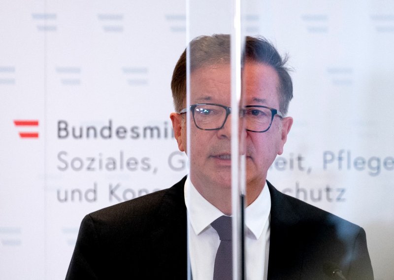 Popularni austrijski ministar zdravstva dao ostavku iz zdravstvenih razloga, srušio se dva puta u tjedan dana