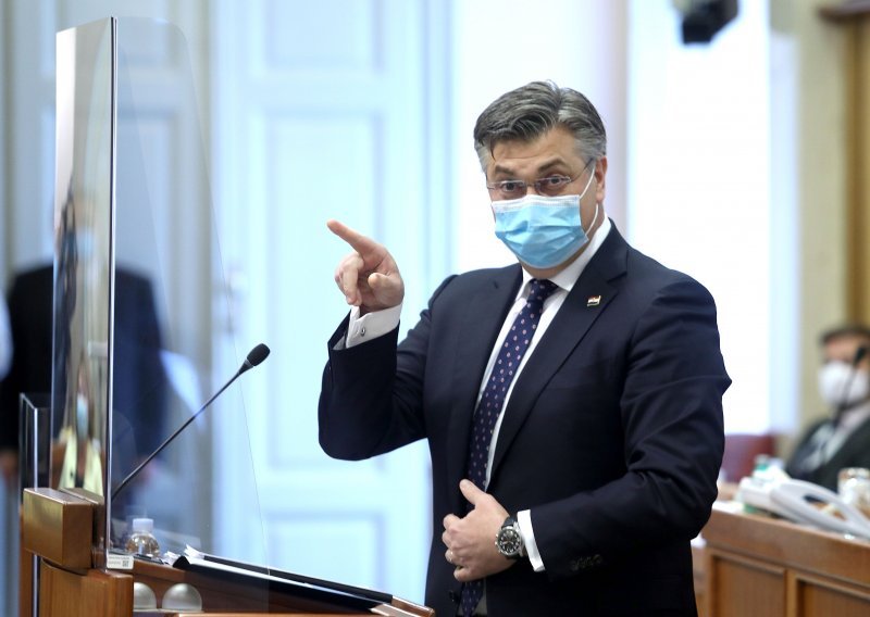 [FOTO] Plenković predstavio plan oporavka, Jandroković podijelio opomene ljutitim mostovcima, ali i HDZ-ovcima